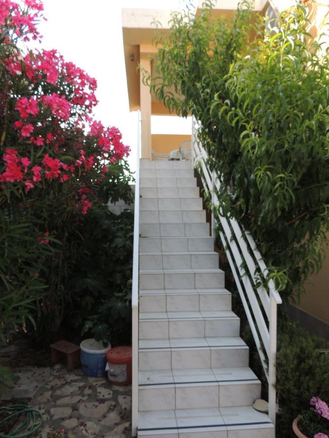 Husic Apartman Pag Town