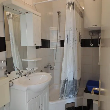 Apartman Husic Pag Town Exterior foto