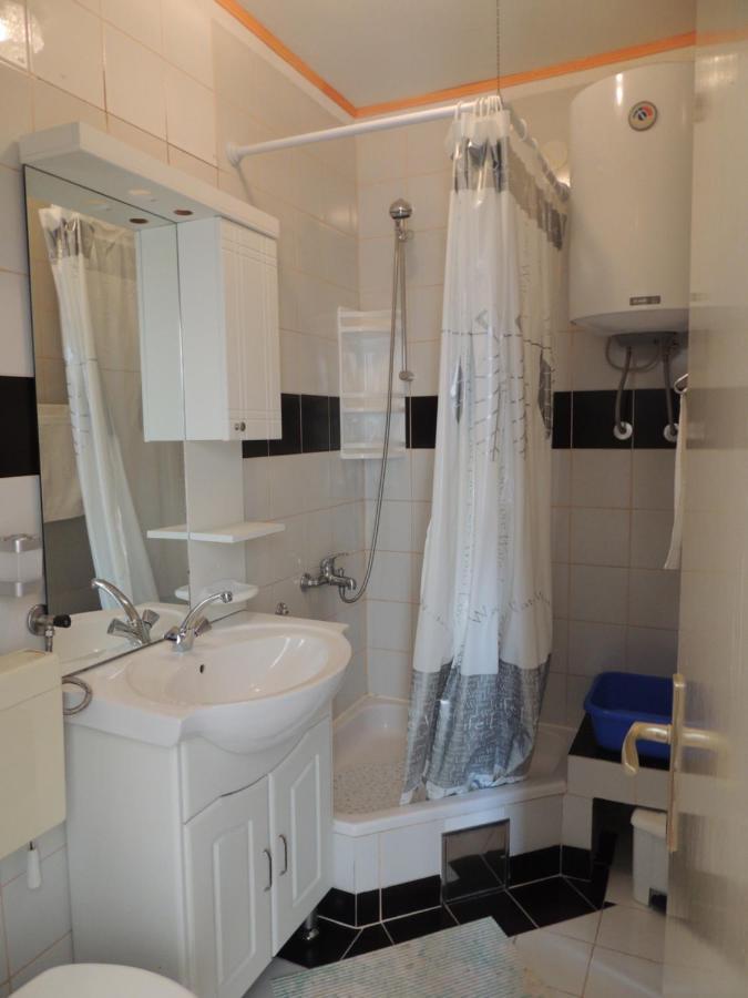 Apartment Husic Pag Town