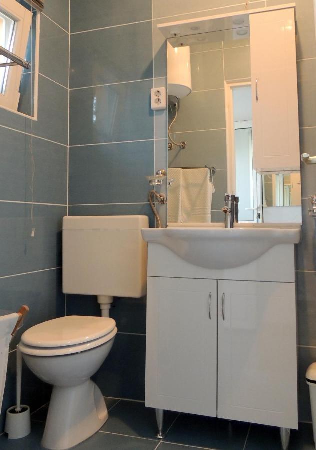 Husic Apartment *