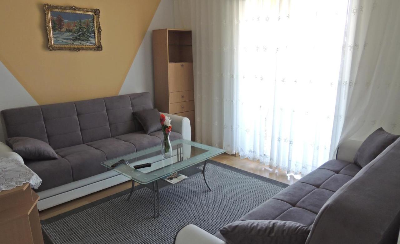 Apartment Husic *